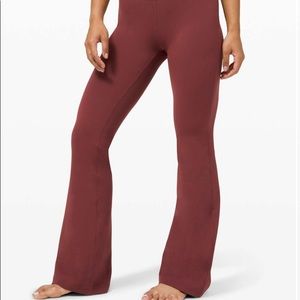lululemon Groove Pant Flare Super High-Rise *Nulu - Savannah - size 8